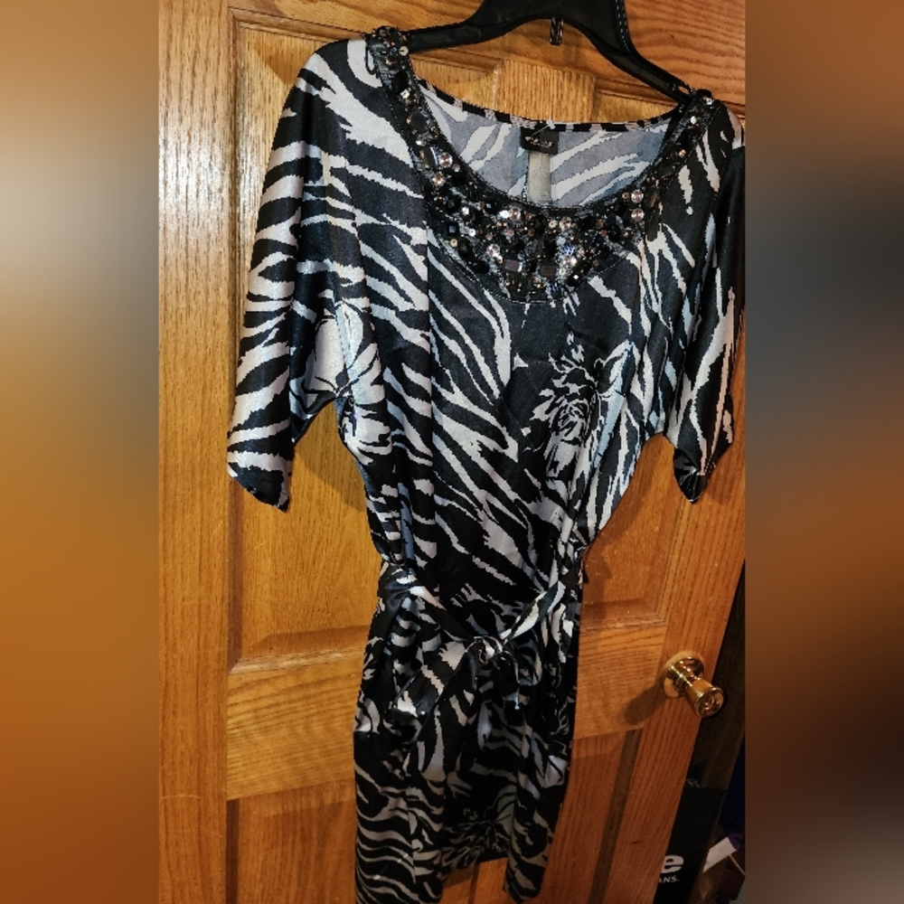 New Bisou Bisou Michele Bohbot Size 4 Embellished Black Silver POCKETS Dress